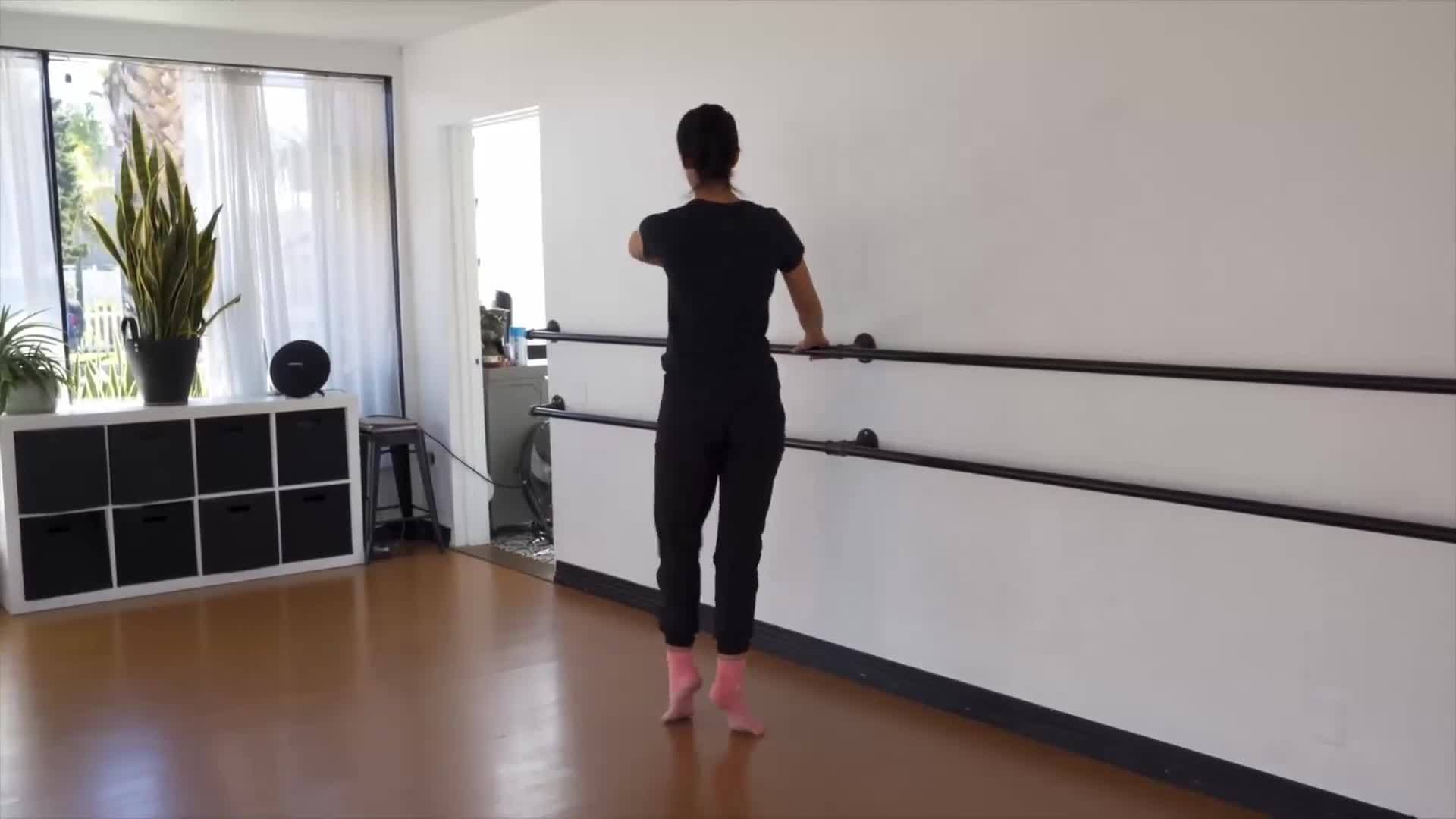 10 Minute Intermediate/Advanced Ballet Class with @Miss Auti