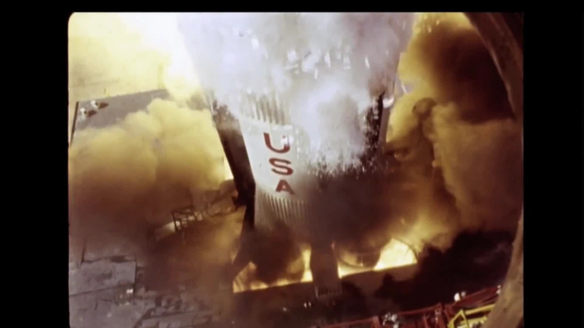 I WONDER - How Do Rockets Launch Into Space?