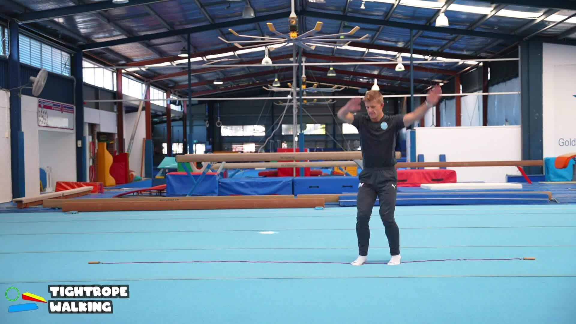 Elementary gymnastics - Misc - 8 tightrope walking