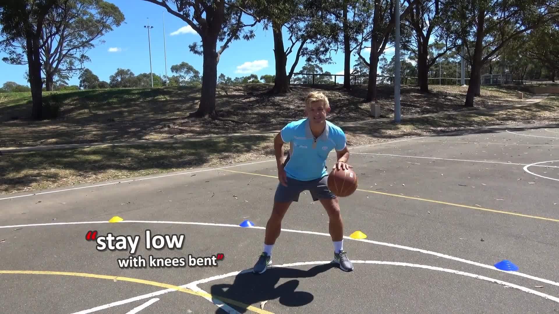 #1. How to teach: Basic bouncing › Dribbling & cross-overs | Basketball skills in PE