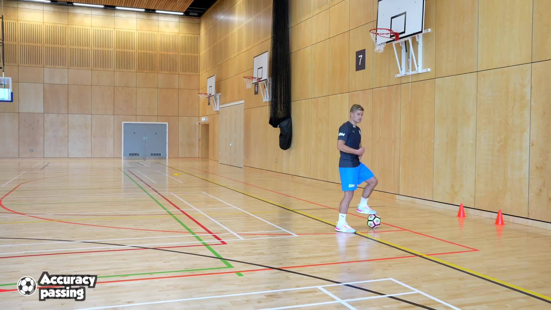 Kicking - (Soccer) Accuracy passing