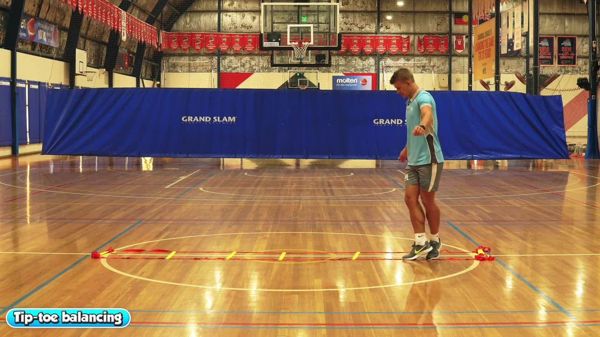 Agility ladder - Tip-toe balancing