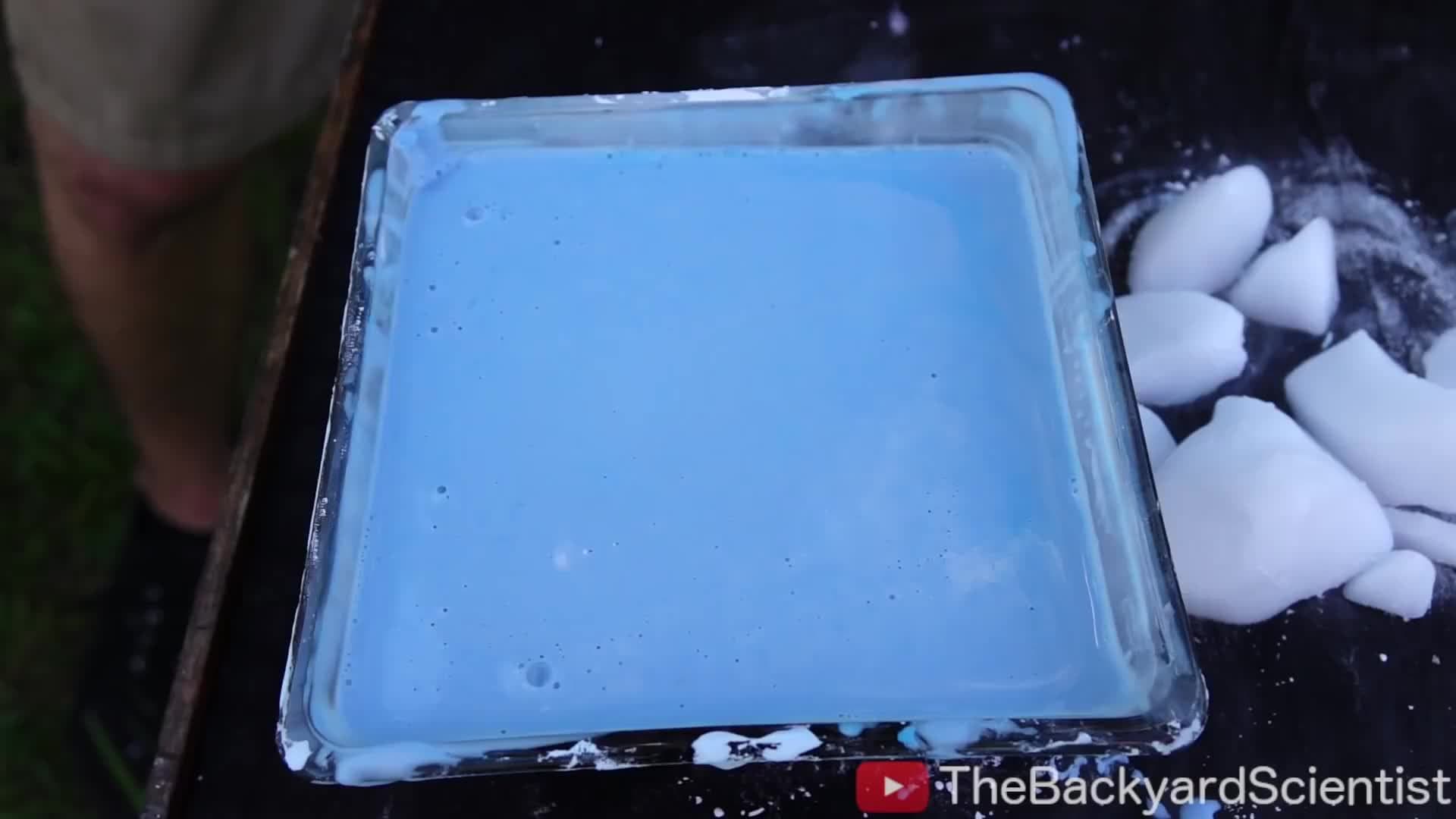 Molten Aluminum Vs. Oobleck (Non-Newtonian Fluid)