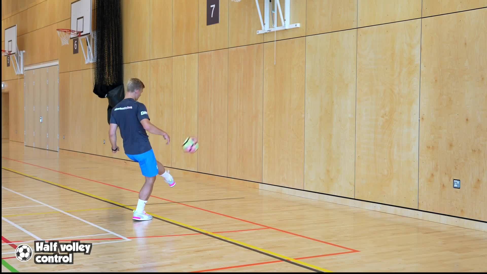 Kicking - (Soccer) Half volley control