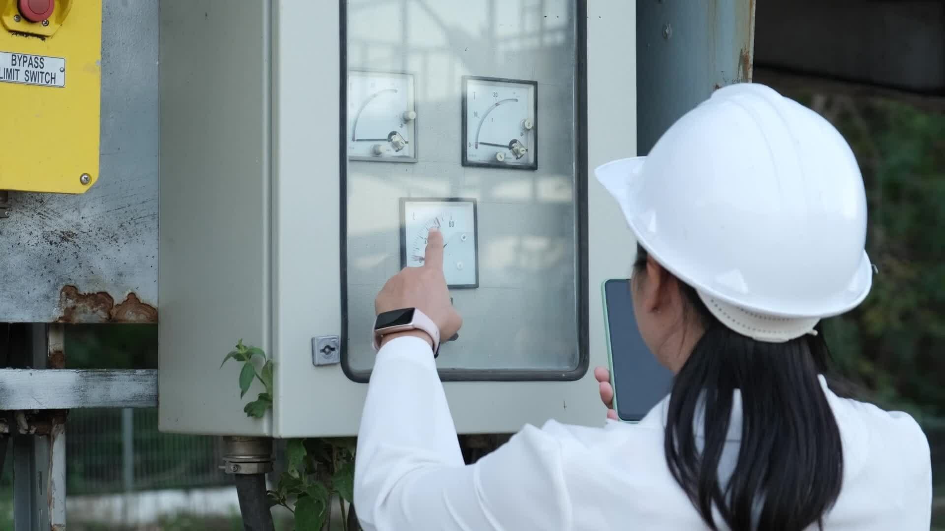 High Five Facts - Circuits