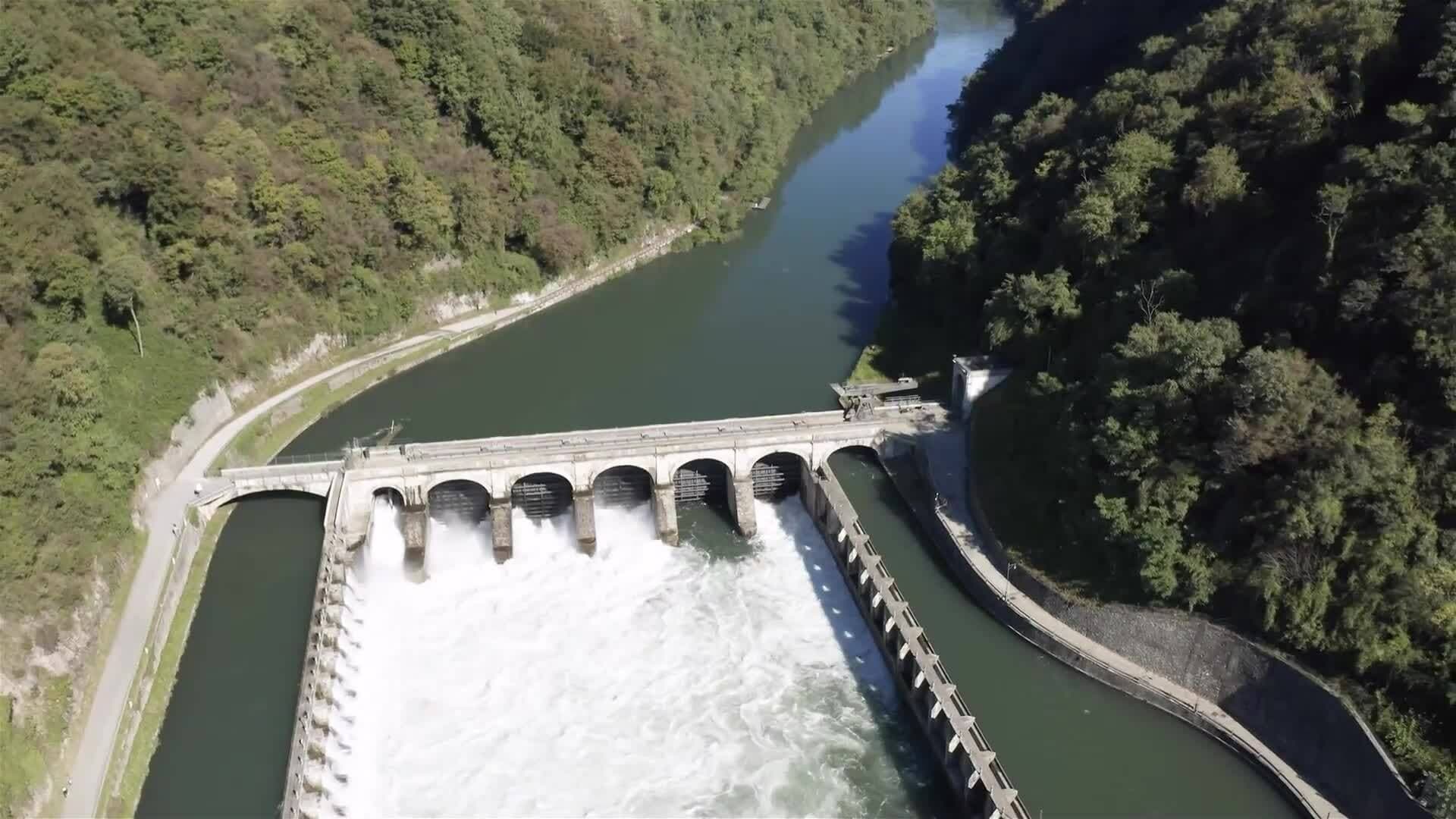 I WONDER - How Can Waterfalls Generate Energy?