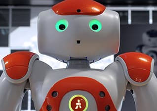 Robots - Meet Asimo
