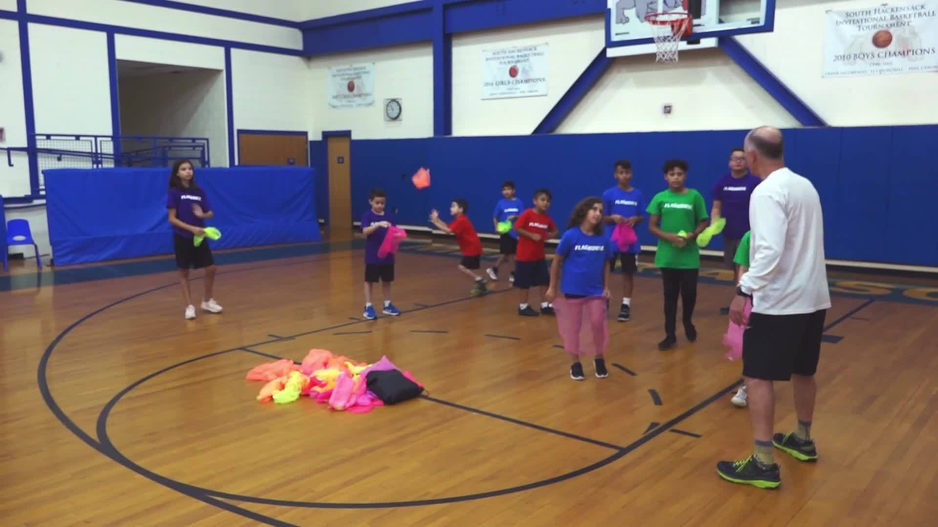 Beginner Juggling (Ep. 174 - Juggling Scarves)