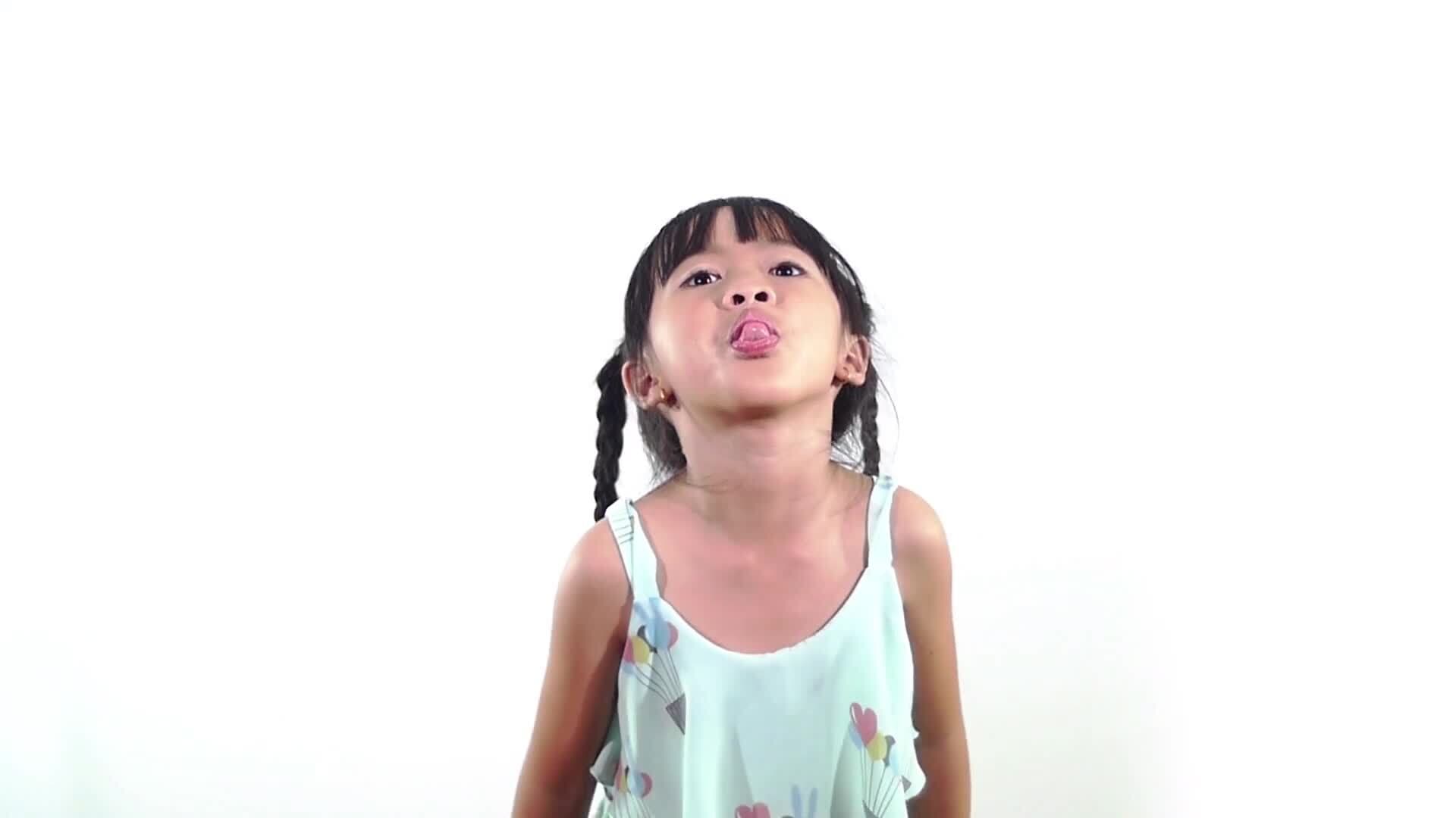 I WONDER - Is Sticking Out Your Tongue Always Rude?