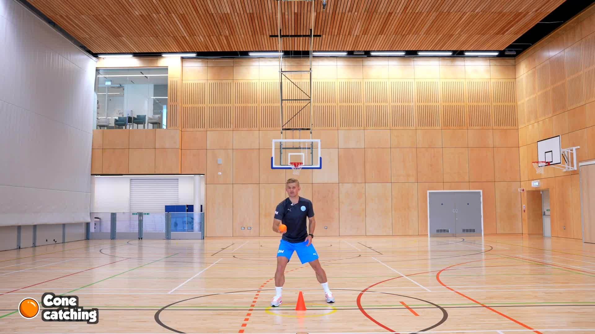 Throwing & Catching - Cone catching