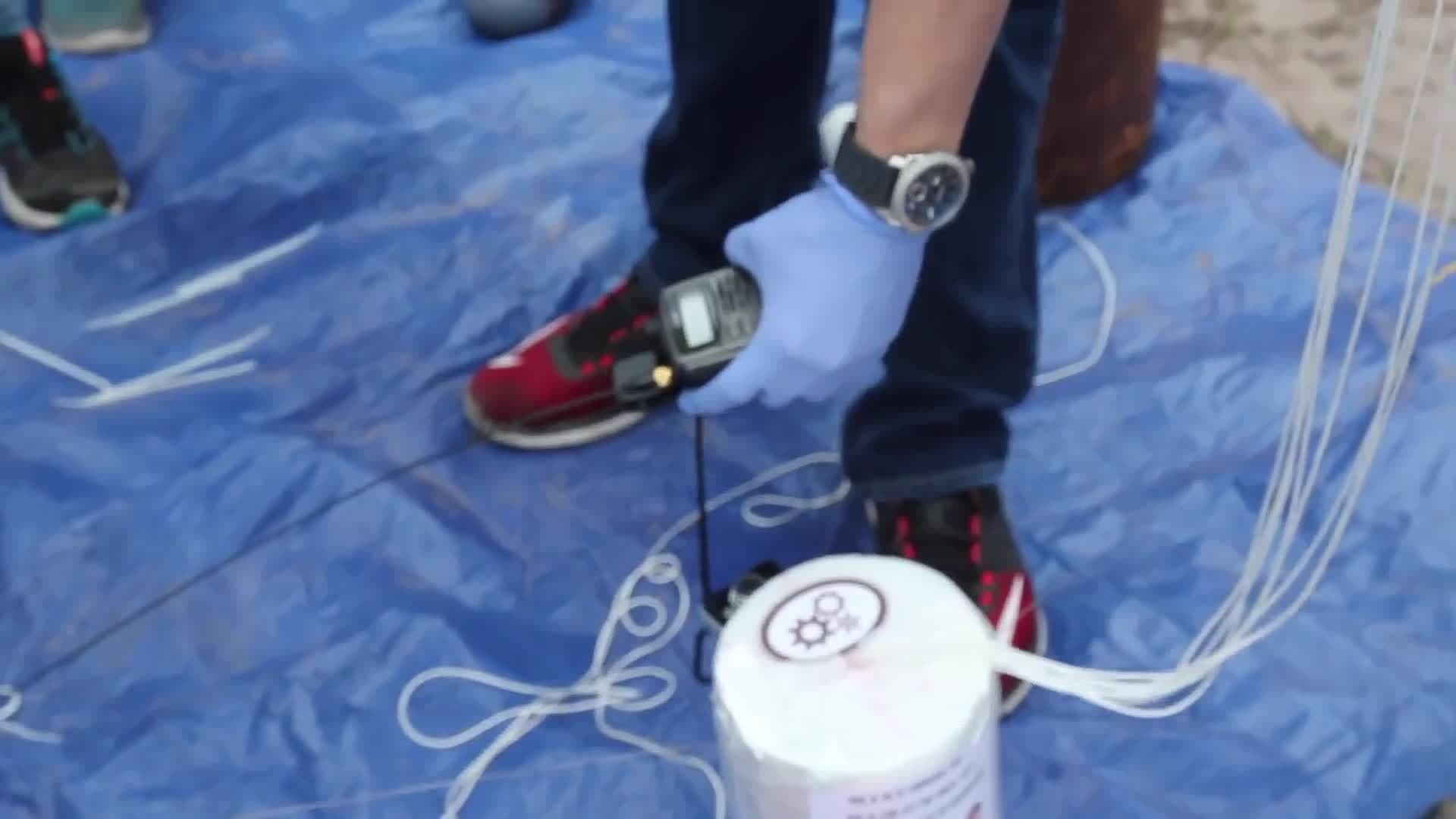 Sending a GoPro to SPACE with the Cub-Scouts (High Altitude Balloon)