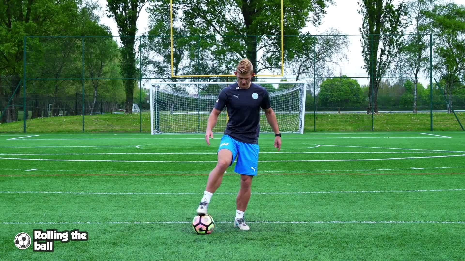 Kicking - (Soccer) Rolling the ball