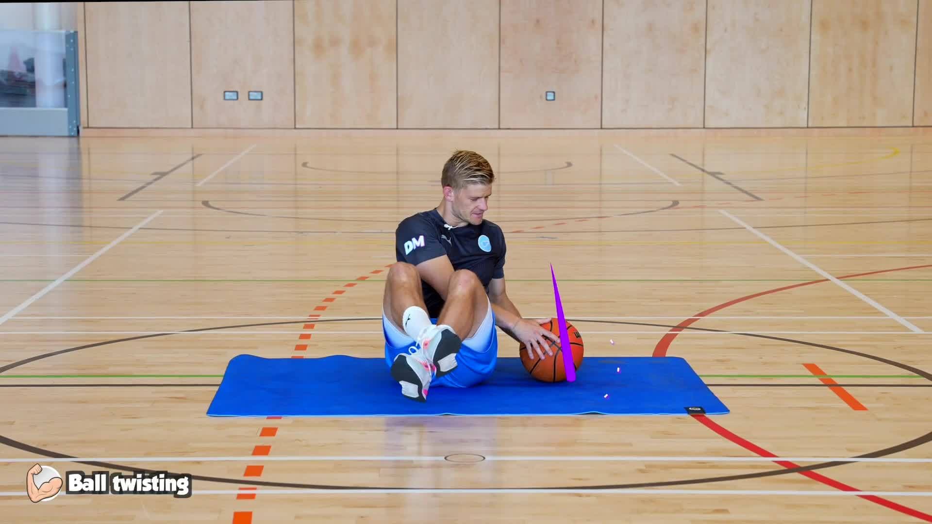 Fitness - Ball twisting