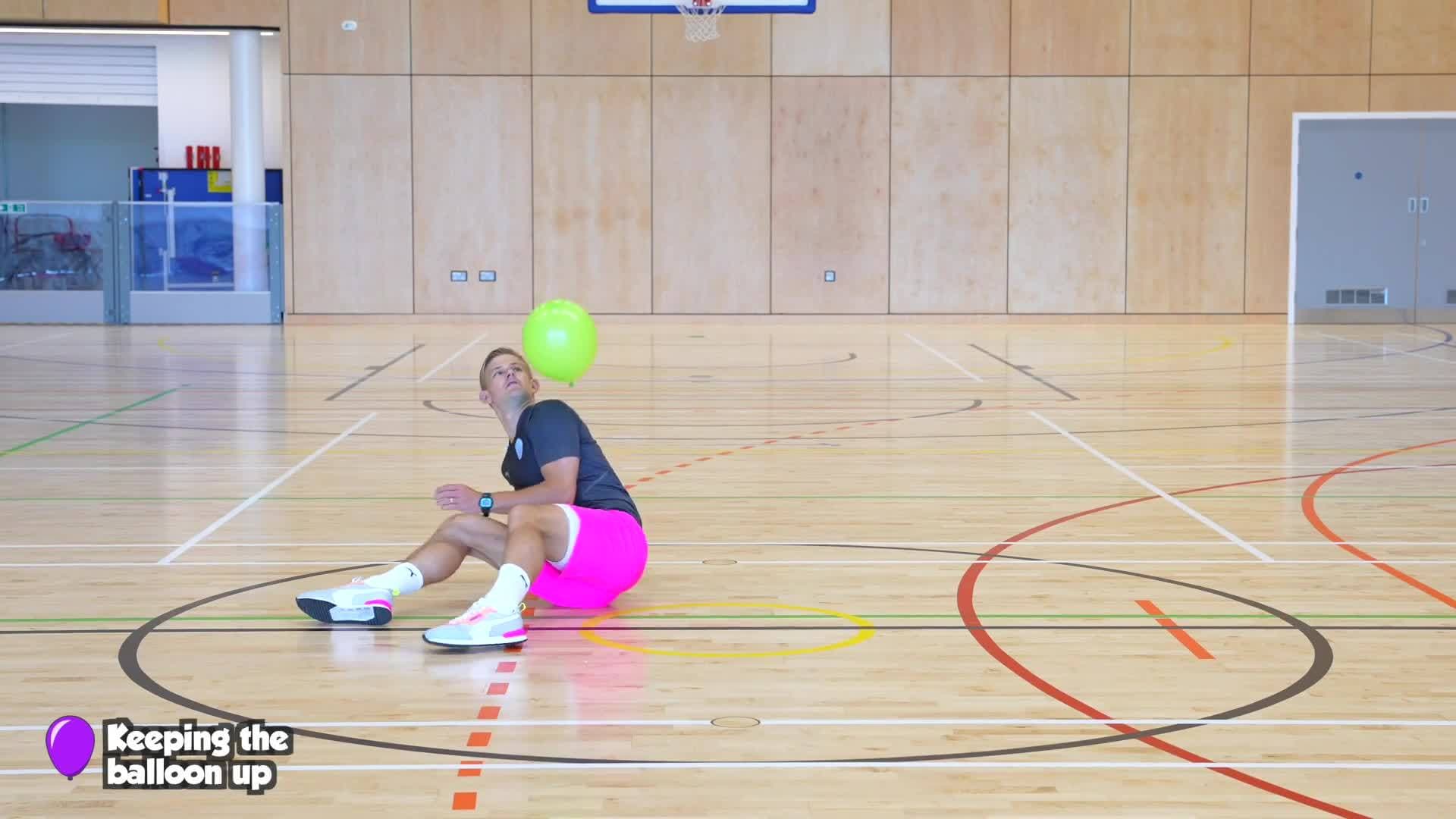 Moving - Keeping the balloon up