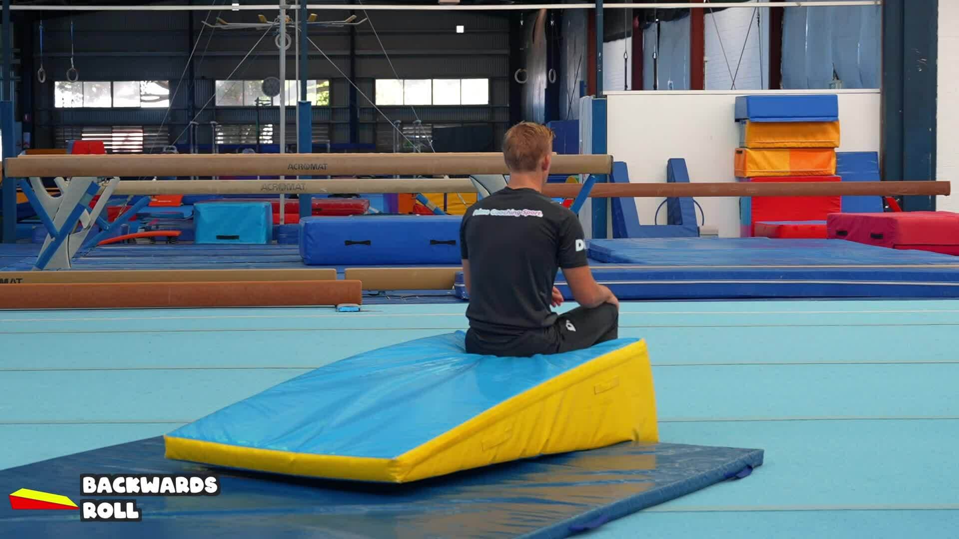 Elementary gymnastics - Wedge - 7 backwards roll