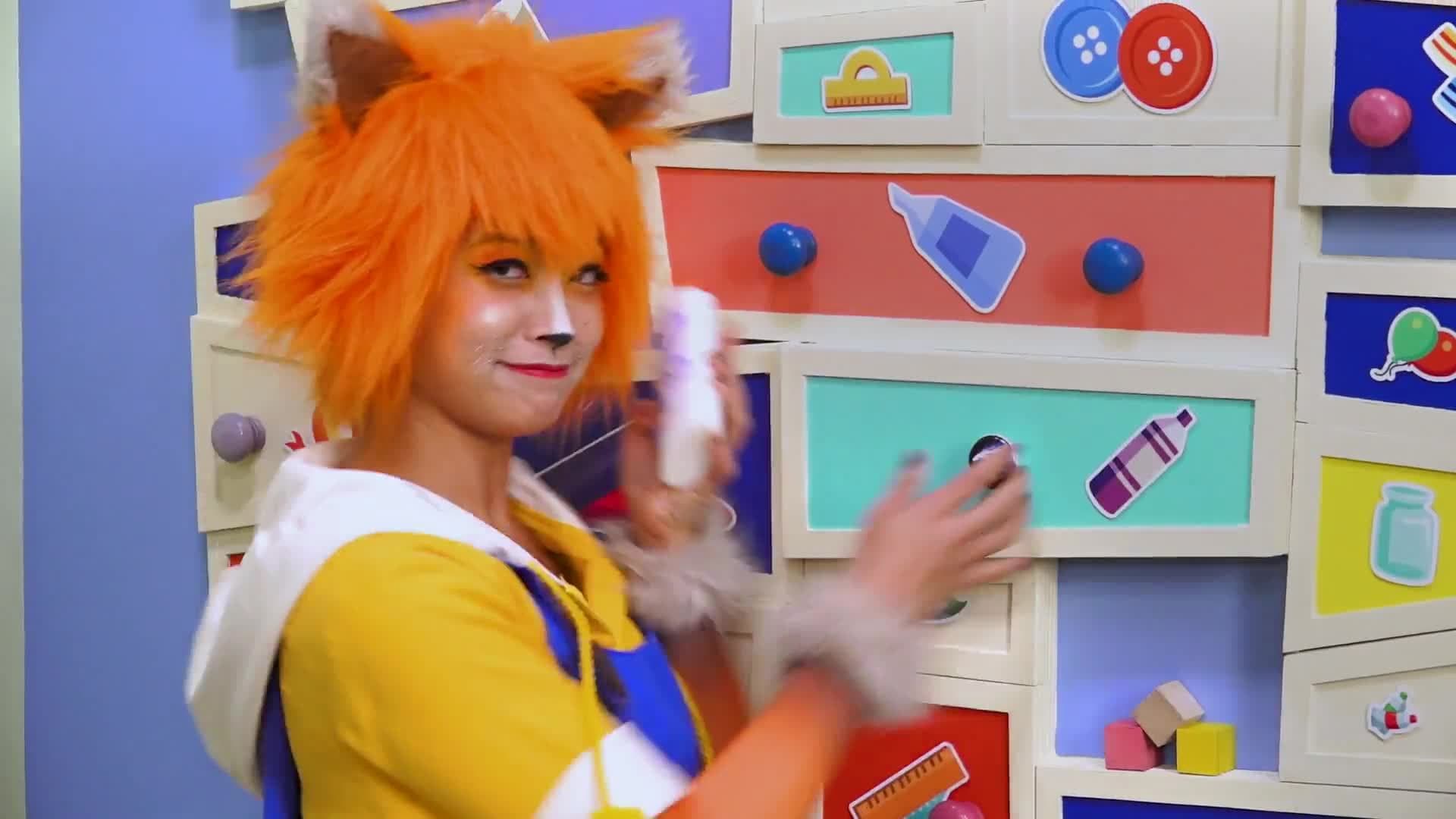 Kooki's Crafty Show Makes: Eee Aaaw Eeee Awww