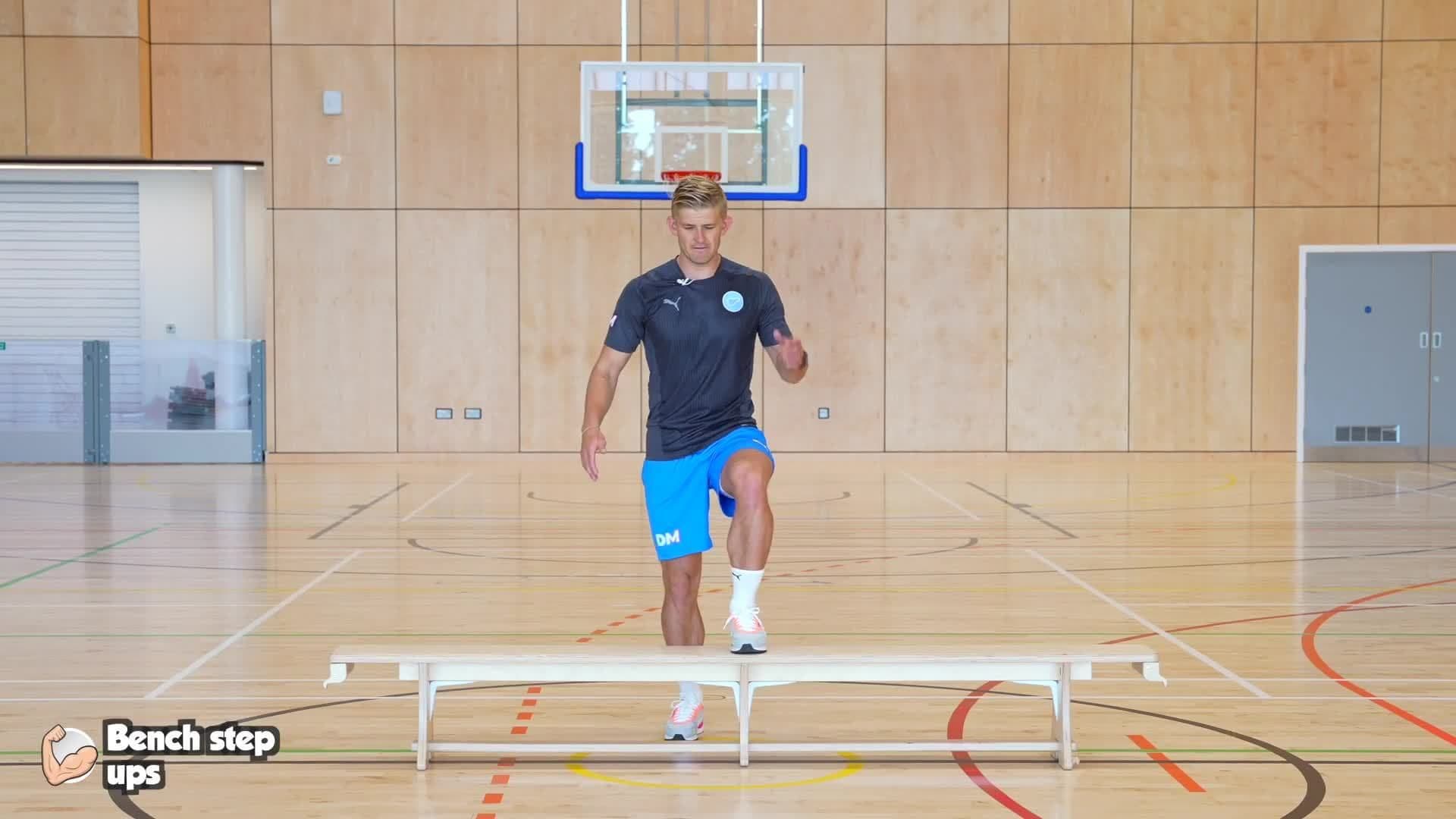 Fitness - Bench step ups