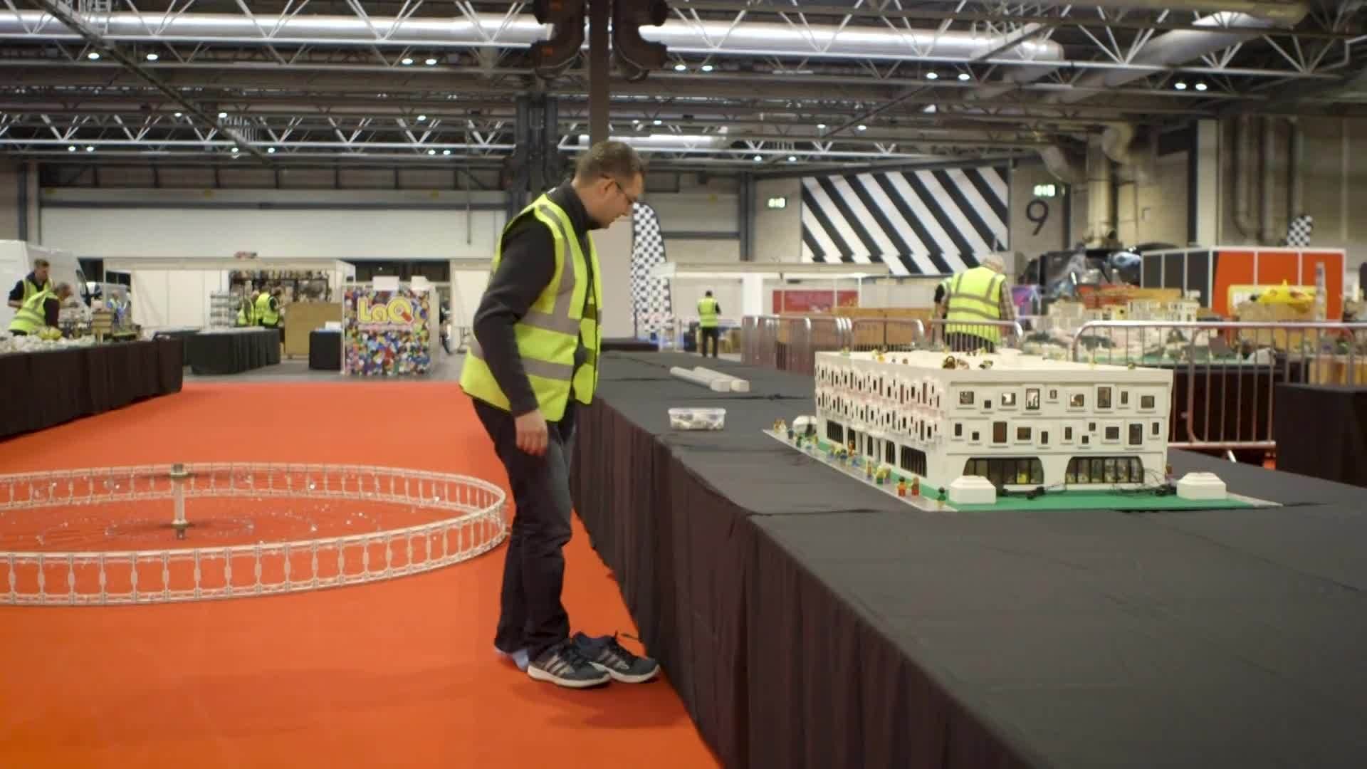 Building the World's Largest LEGO Ferris Wheel