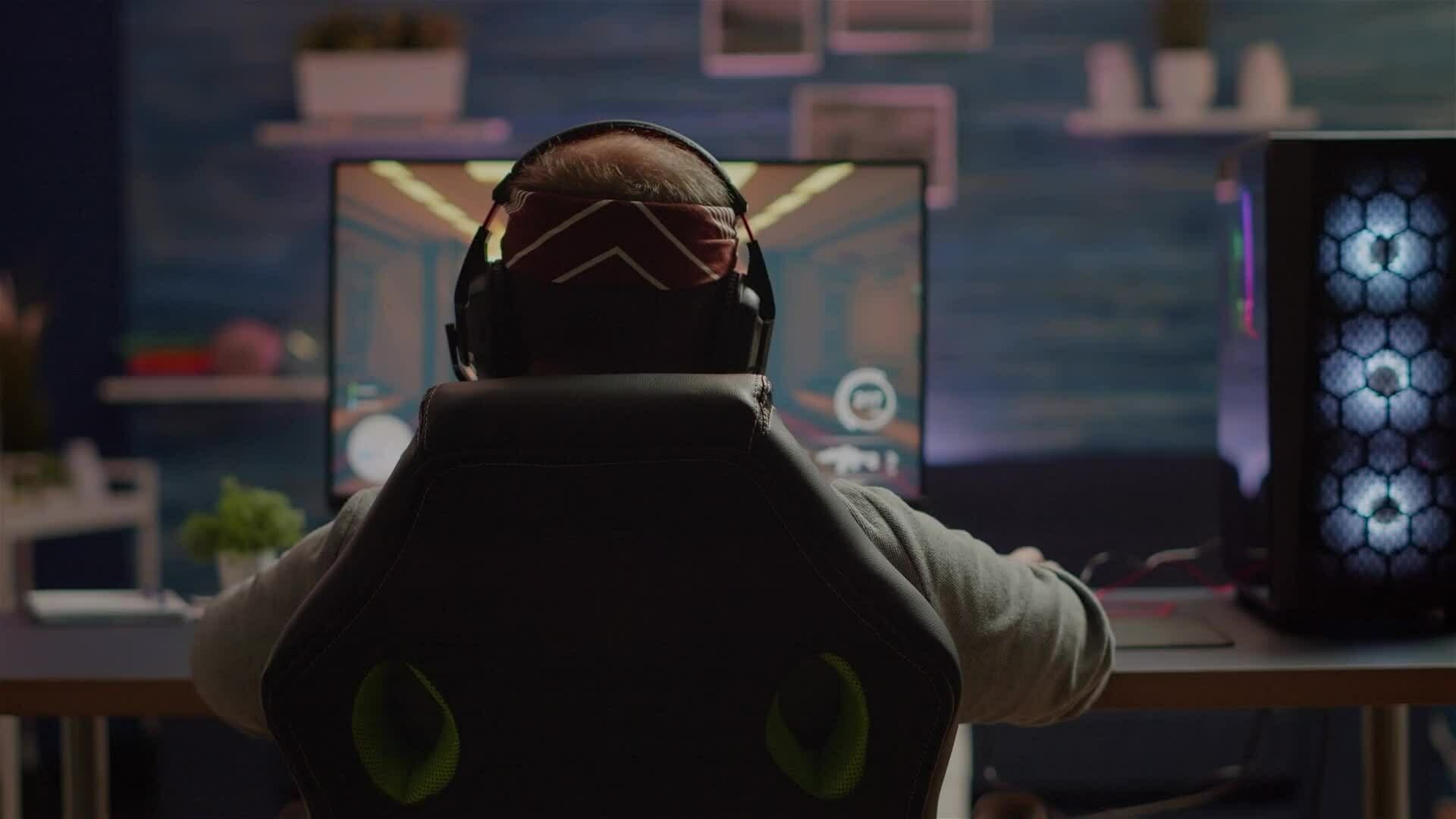 I WONDER - How Can You Stay Safe Online?