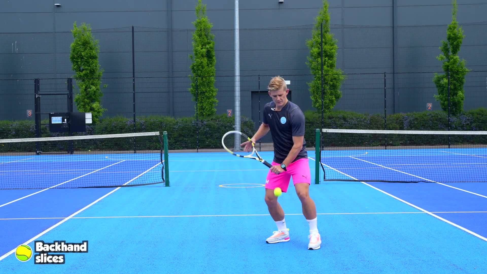 Striking - (Tennis) Backhand slices