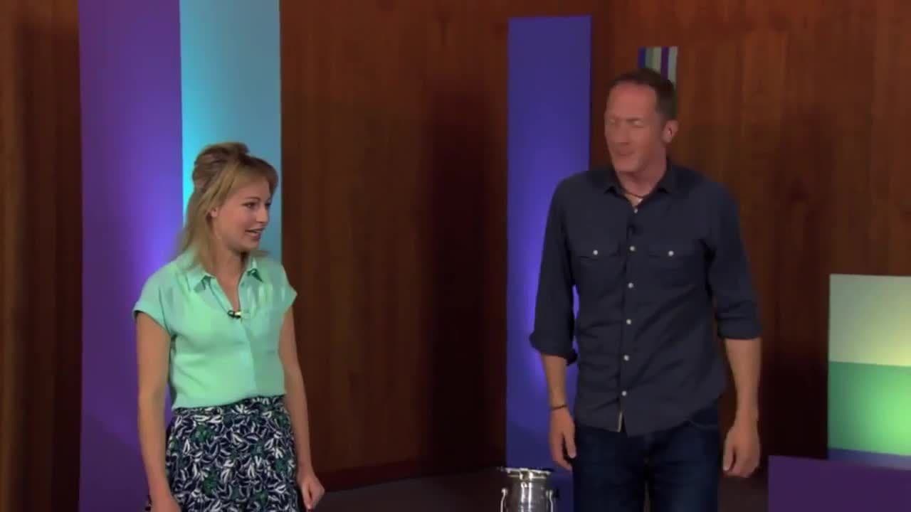 Ollie from Beat Goes On teaches a 2nd Body Percussion routine on CBeebies Lets Go Club 