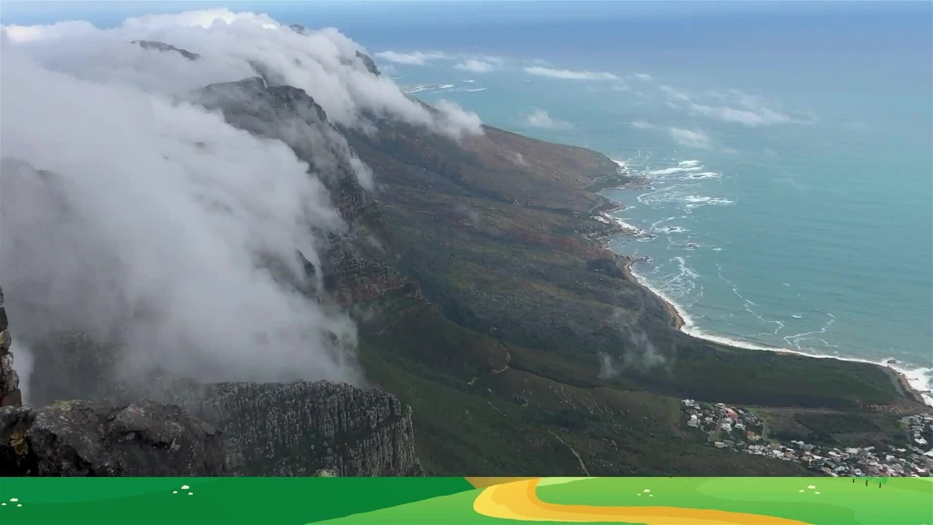 I WONDER - Is There Any Weather Phenomena Associated With Table Mountain?